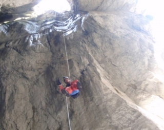  Abseiling and caving in the most beautiful sites 
